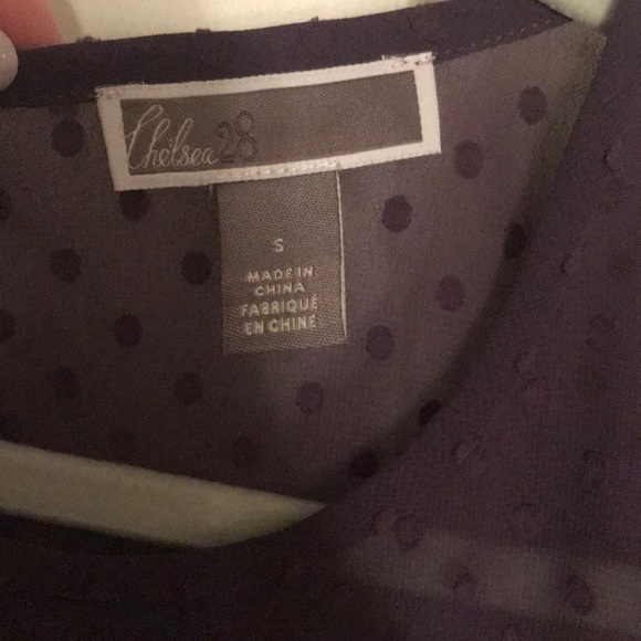Chelsea28 ruffled polka dot purple top size small - Picture 7 of 12